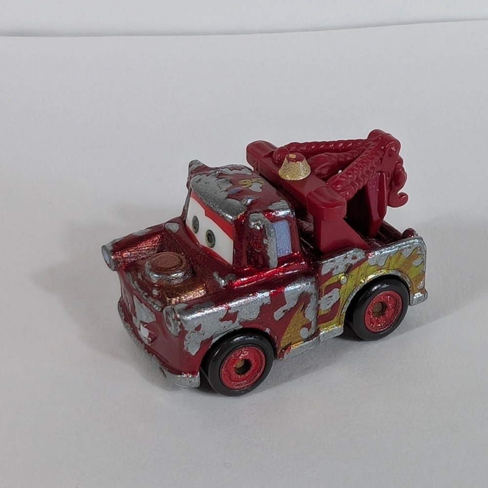 Mattel Disney Pixar Cars Rusteze Tow Mater Red Diecast Mini Racer FBG80